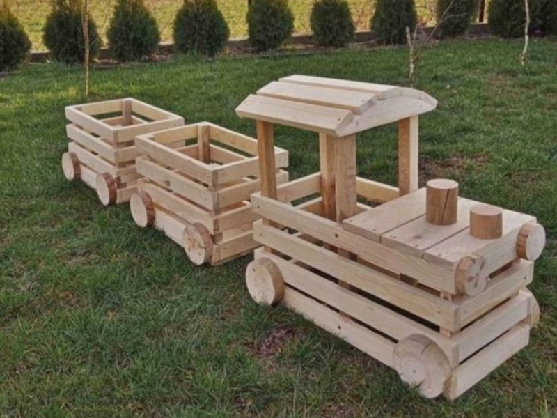 Dekoratif Ahşap Tren Saksılık – 30x70 cm Lokomotif ve 2 Adet 30x50 cm Vagon