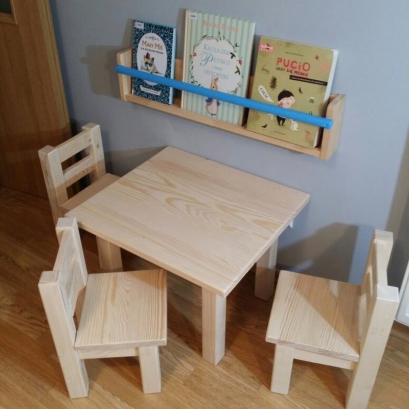 Doğal Ahşap Çocuk Masa Sandalye Takımı – 60x60 cm Masa, 20x30 cm Sandalye